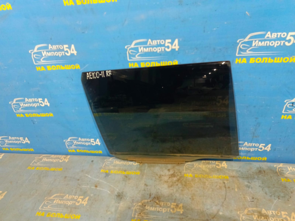 Стекло двери задней правой TOYOTA COROLLA 1995