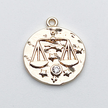 Подвеска Знак Зодиака Весы, цвет золото, фианит, размер 16*14 мм, цена за 1 шт
