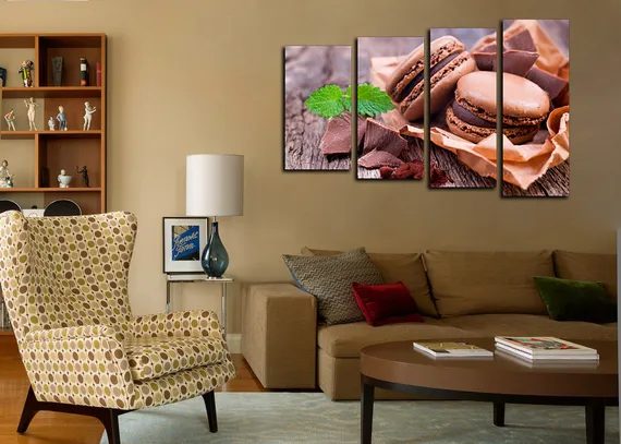 Модульная картина "Шоколадные макаруны"