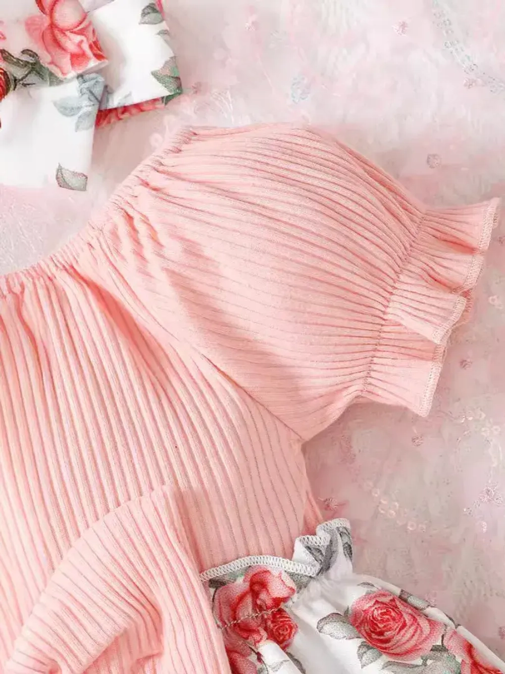 Платье для девочки летнее нарядное