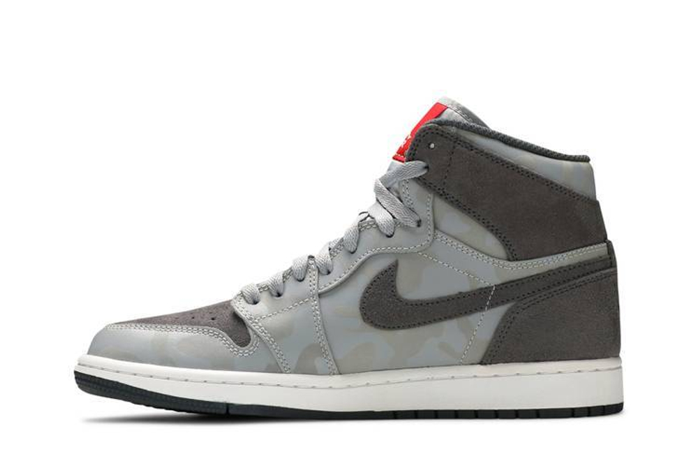 Кроссовки Jordan Air Jordan 1 Retro High Camo 3M Wolf Grey