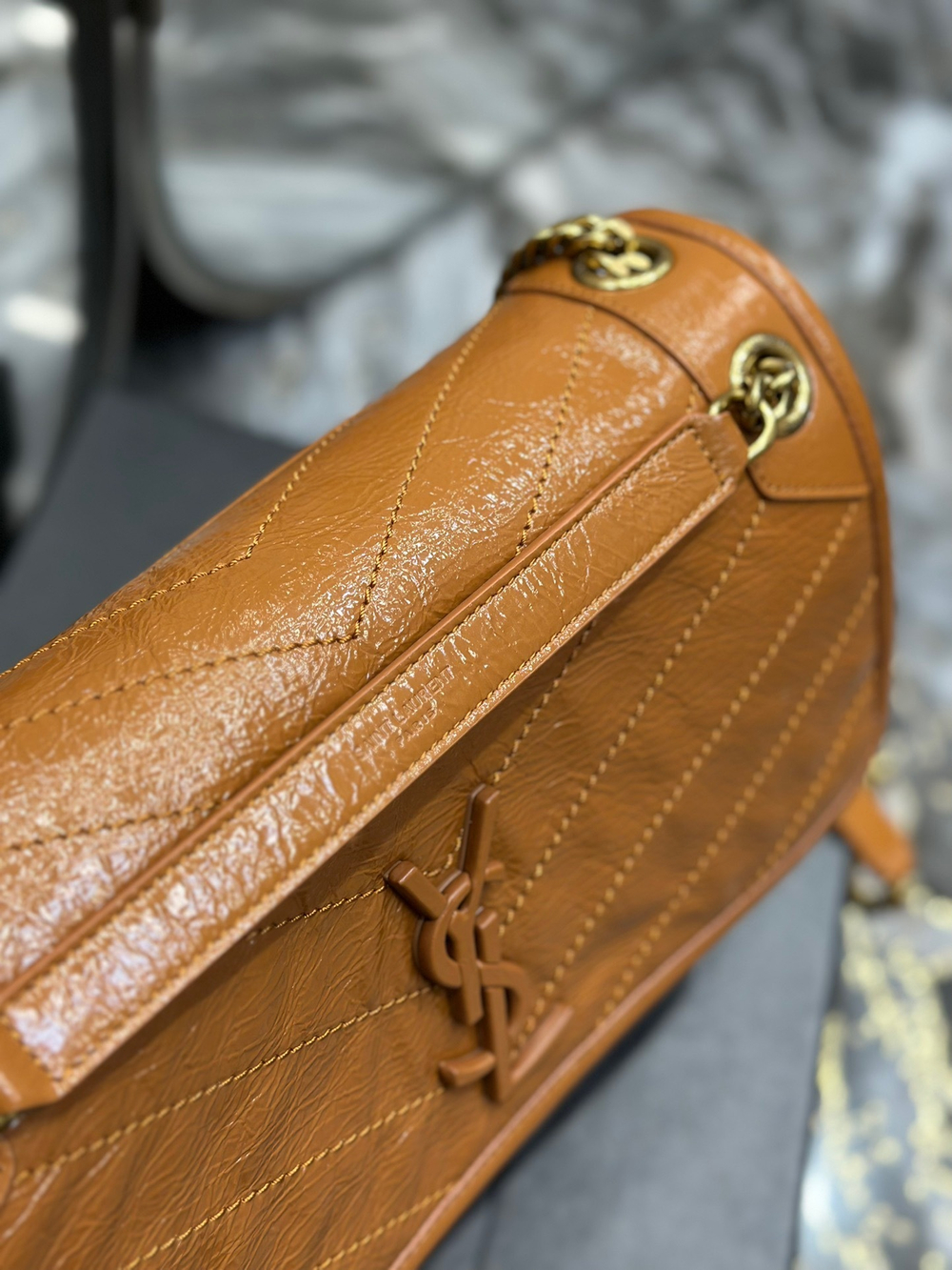 Saint Laurent Niki 28 cm
