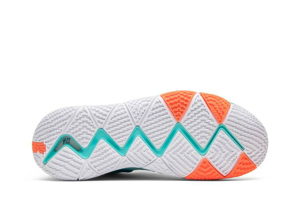 Nike Kyrie 4 Power Is Female Hyper Sneakers