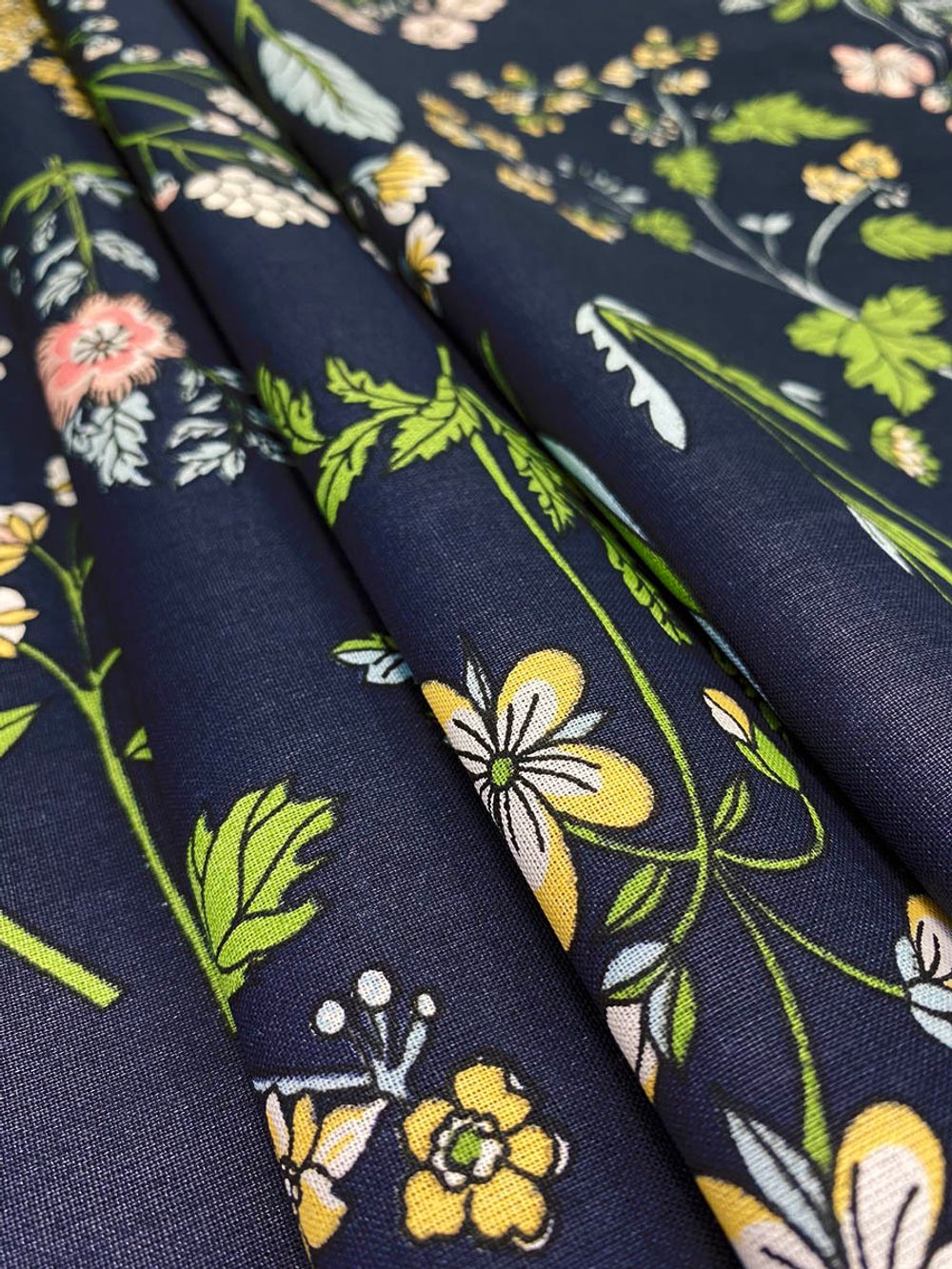 Постельное белье перкаль Сказка "Ботаника" семейное  Наволочка 50х70 см 2 шт Простынь на резинке 160x200 см Пододеяльник 145x215 см 2шт