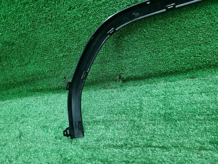 Молдинг решетки радиатора Mini Hatch F56 (2021-нв)