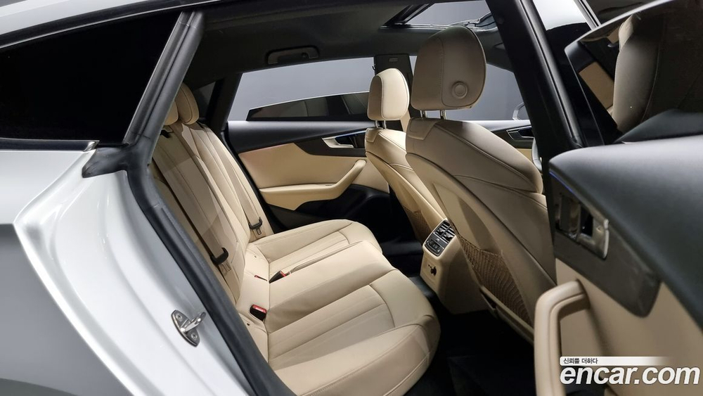 Audi A5 (F5) 40 TFSI Quattro Premium Sportback (12.2022)