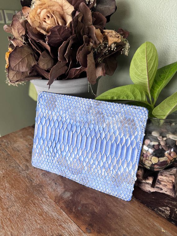 Обложка на паспорт из питона AC-132