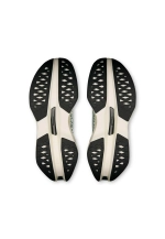 Кроссовки для бега On Cloudboom Max white juniper