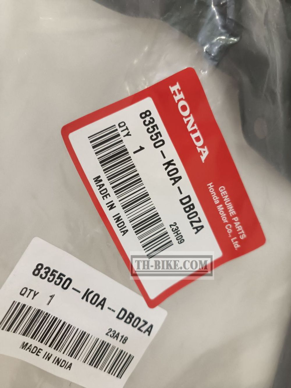 83550-K0A-DB0ZA. COWL SET, RR. CENTER (WL). HONDA