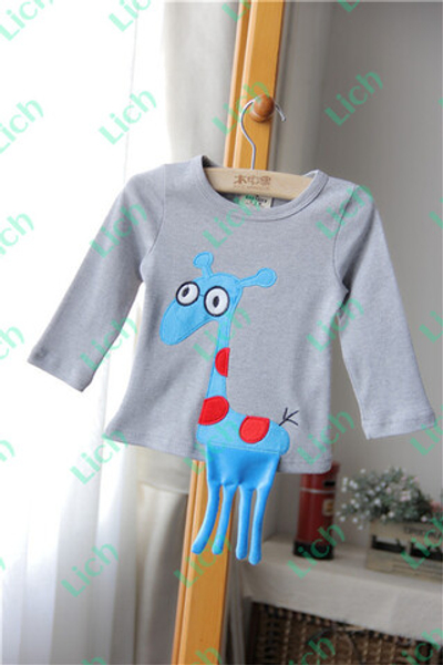 Лонгслив детский с аппликацией жирафа