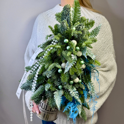 «Полярная ночь» композиция из пихты на Новый год и Рождество