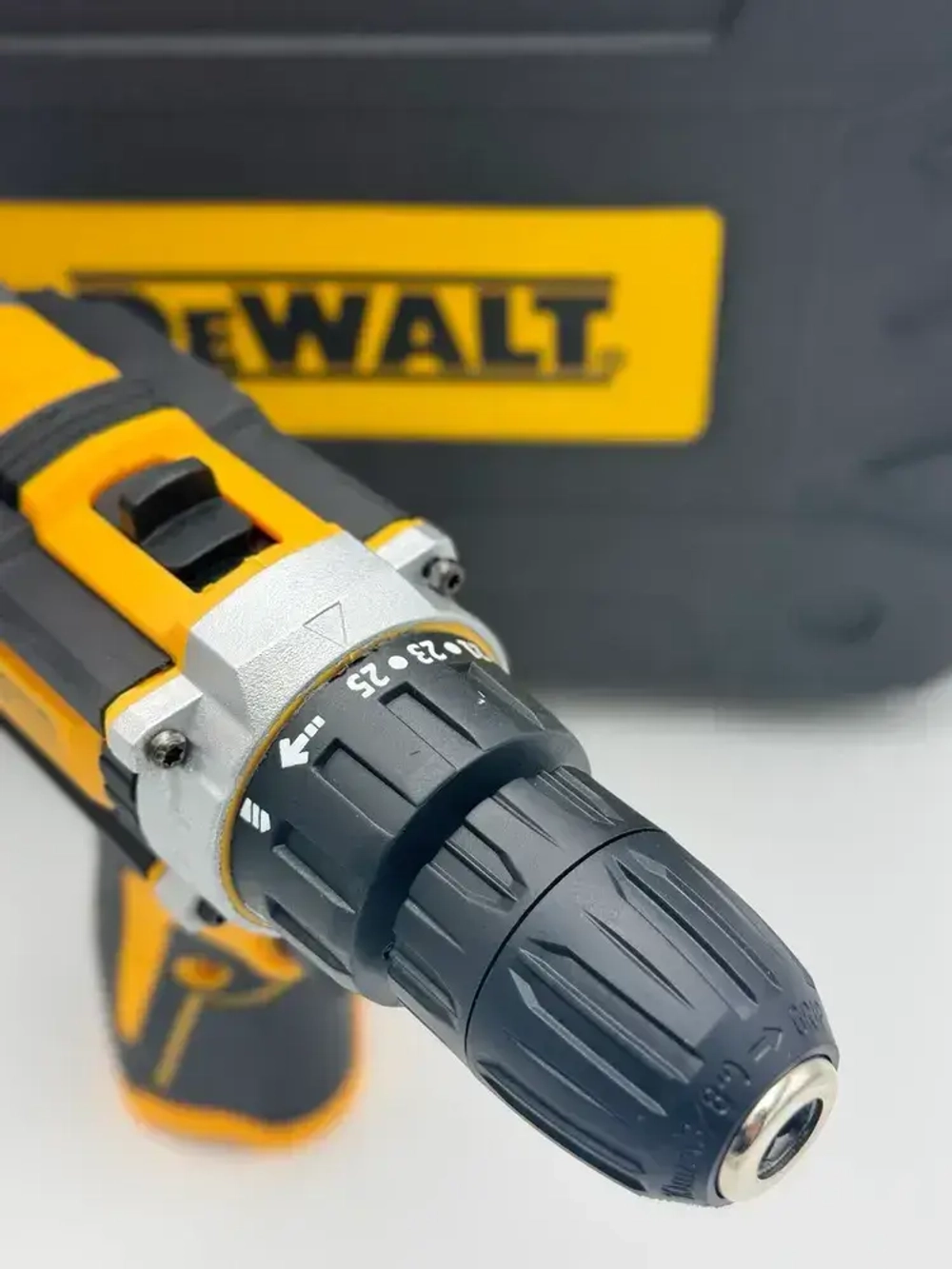Шуруповерт аккумуляторная дрель DeWalt 12V 2 АКБ