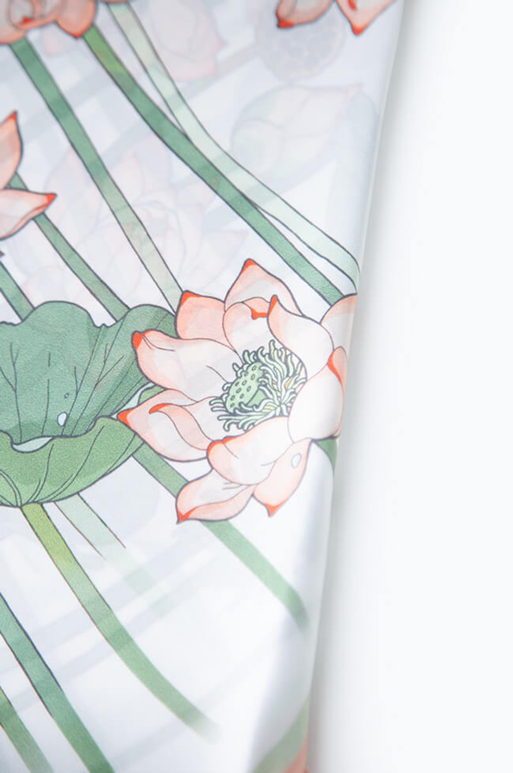 8393 Платок женский (молочный принт)