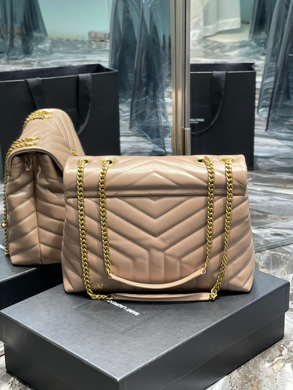 Saint Laurent Loulou 32 cm