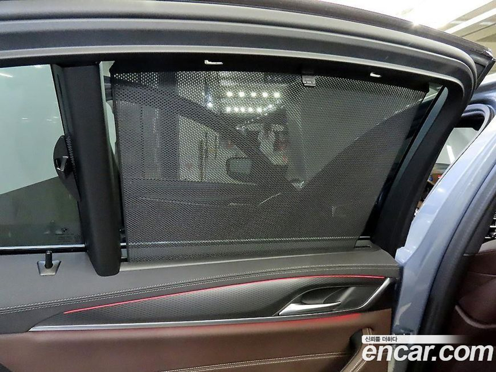 BMW 5 Series (G30) 523d M Sports (07.2023)