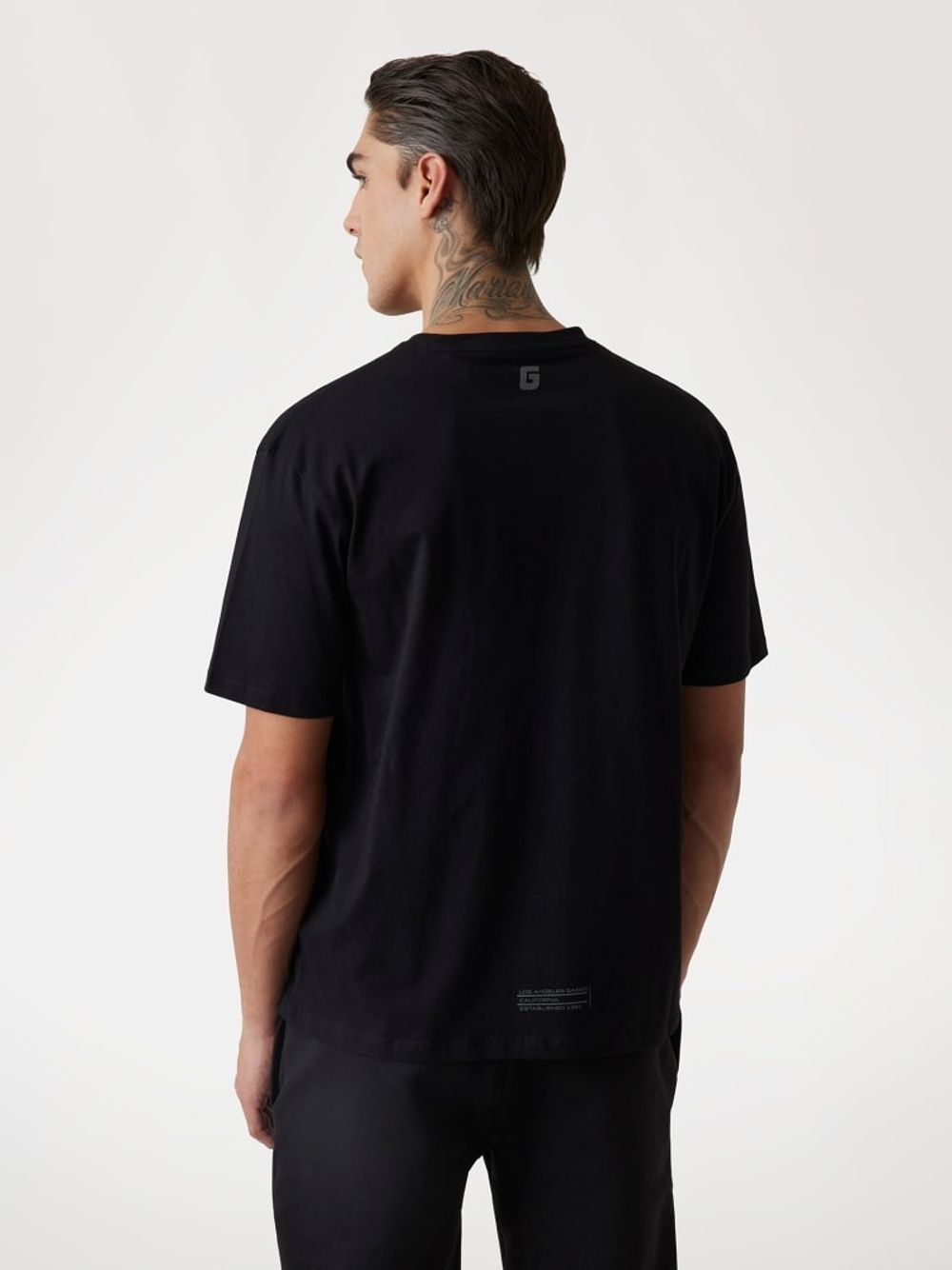 Футболка мужская GUESS