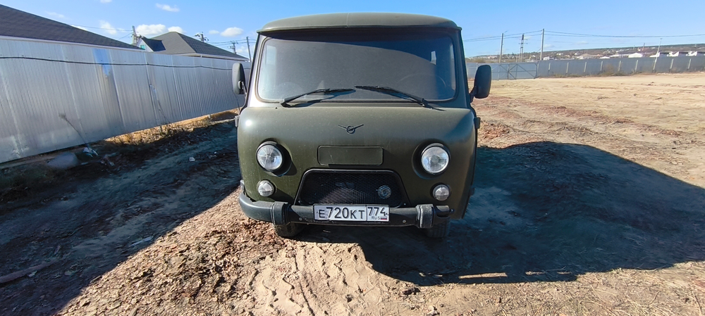 UAZ 3909* Грузопассажирский 390995-04 (без ABS, Бензиновый, 2,7 л, 112 л.с.)