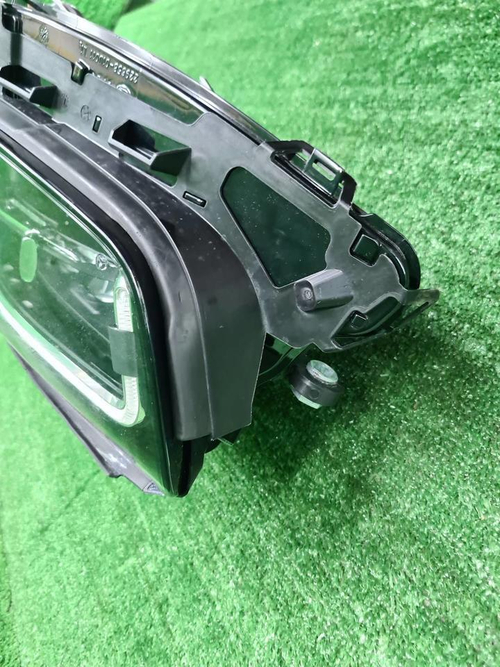 Фара левая Mercedes E W213 (2020-2023) LED
