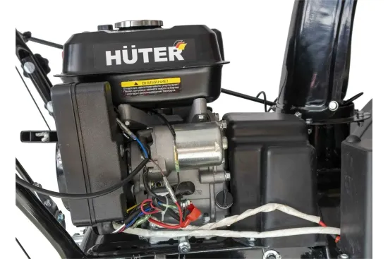 Бензиновый снегоуборщик "HUTER" SGC 5500B