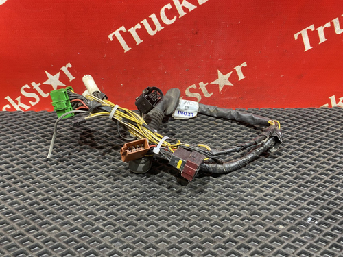 Проводка двери левой