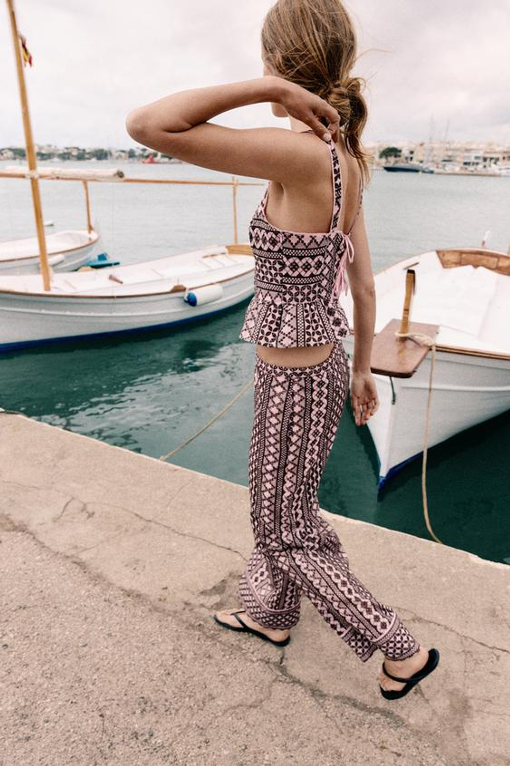 ZARA ШИРОКИЕ БРЮКИ С АЖУРНОЙ ВЫШИВКОЙ, РОЗОВЫЙ