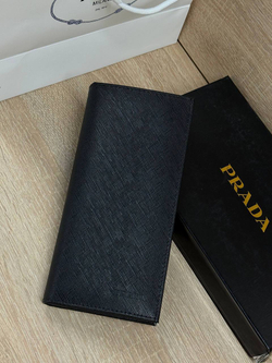 Кошелек Prada