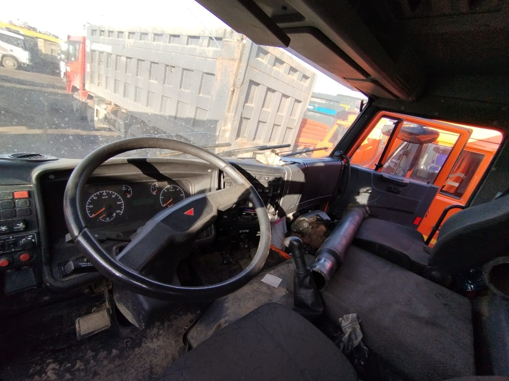 КамАЗ 6520 6x4 Самосвал 6520-3026012-53 (Дизельный, 11,7 л, 400 л.с., МТ)