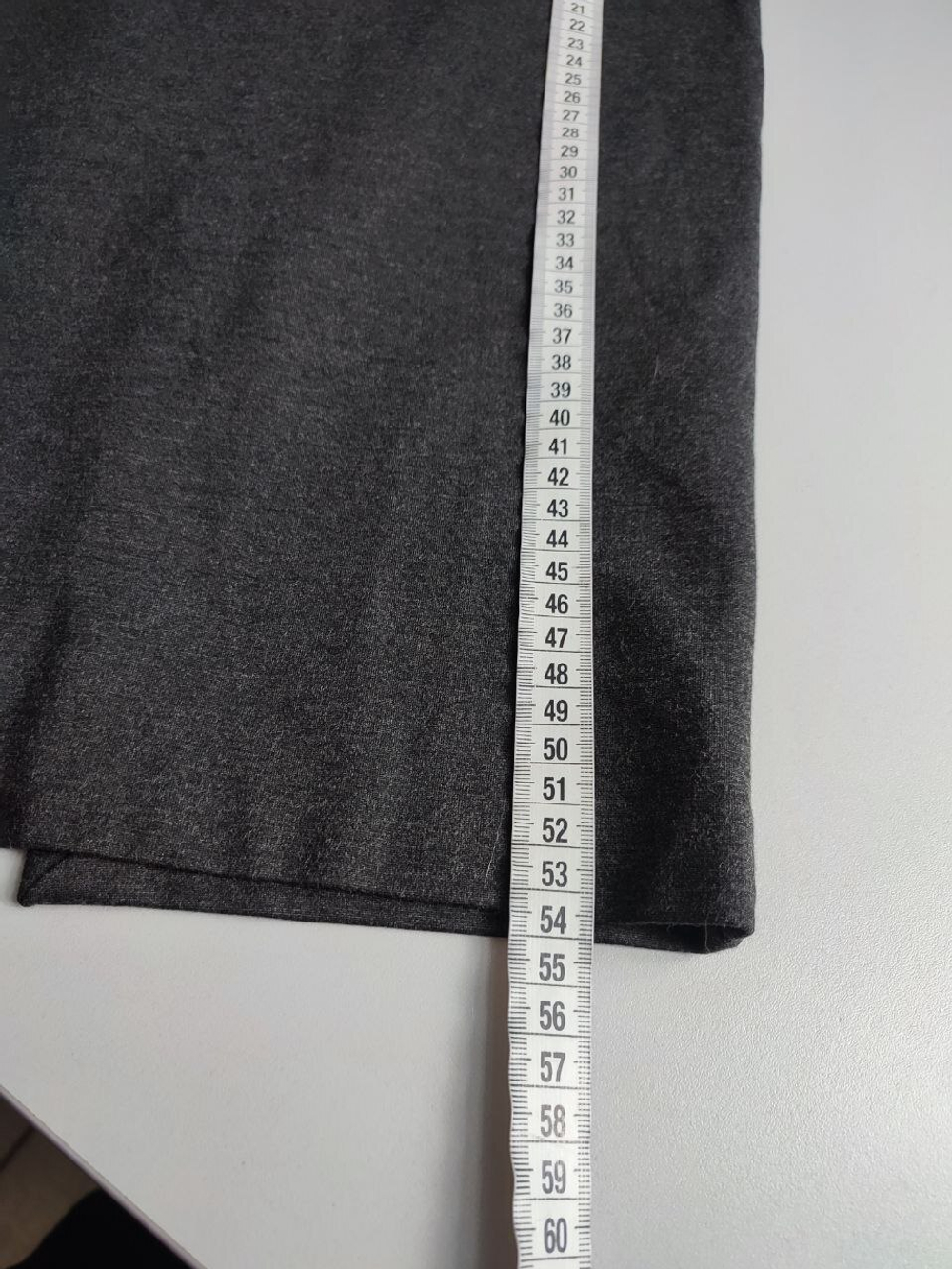 Юбка ZARA лаконичная 42 размер