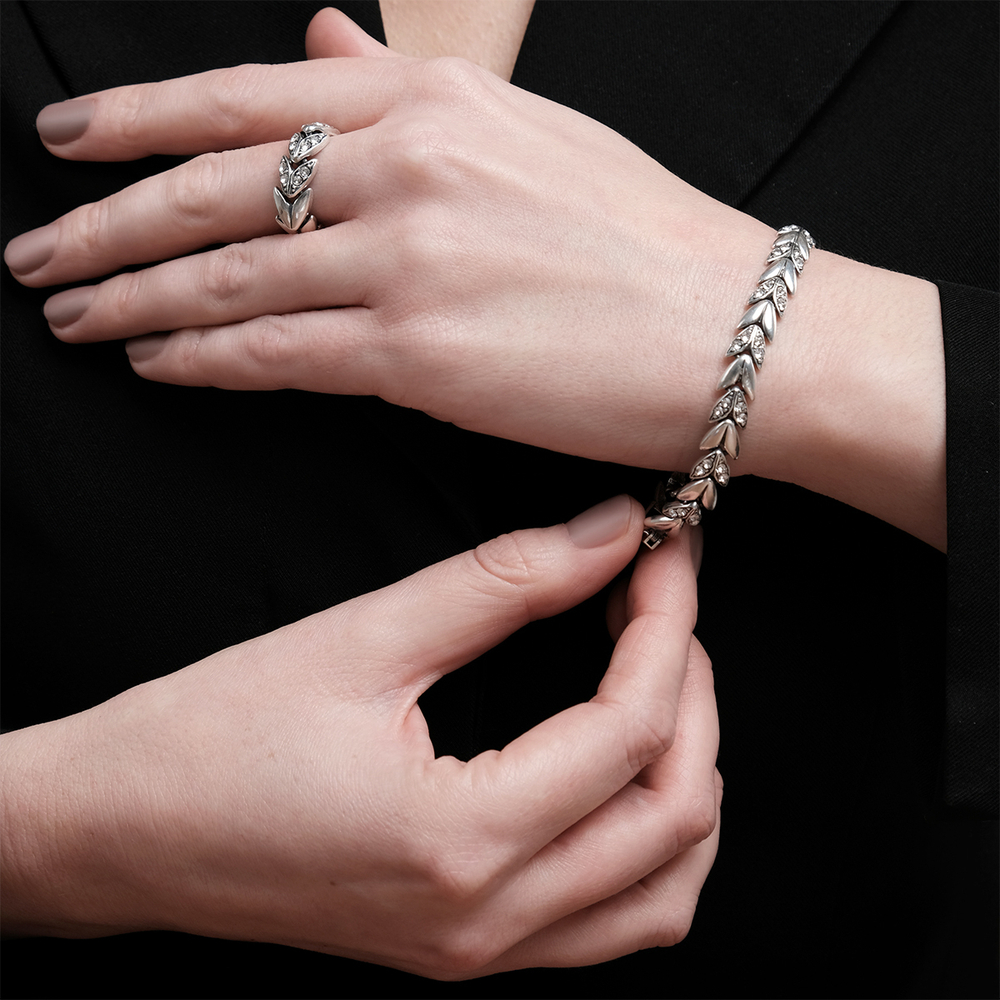 "Вьюнок" браслет в серебряном покрытии из коллекции "Леди" от Jenavi с замком пряжка