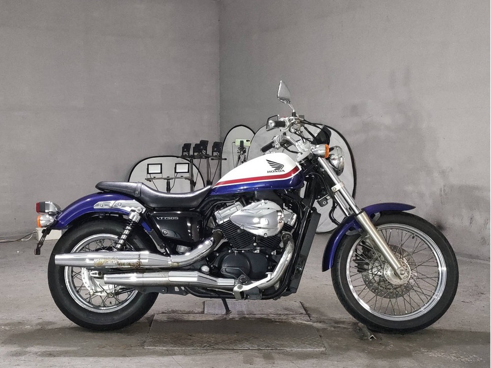 Honda VT750S 2011