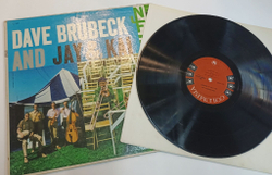 Винтажная виниловая пластинка LP Dave Brubeck And Jay and Kai At Newport (USA 1956)