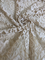 Гипюр бежевый, сутажная нитка, раппорт