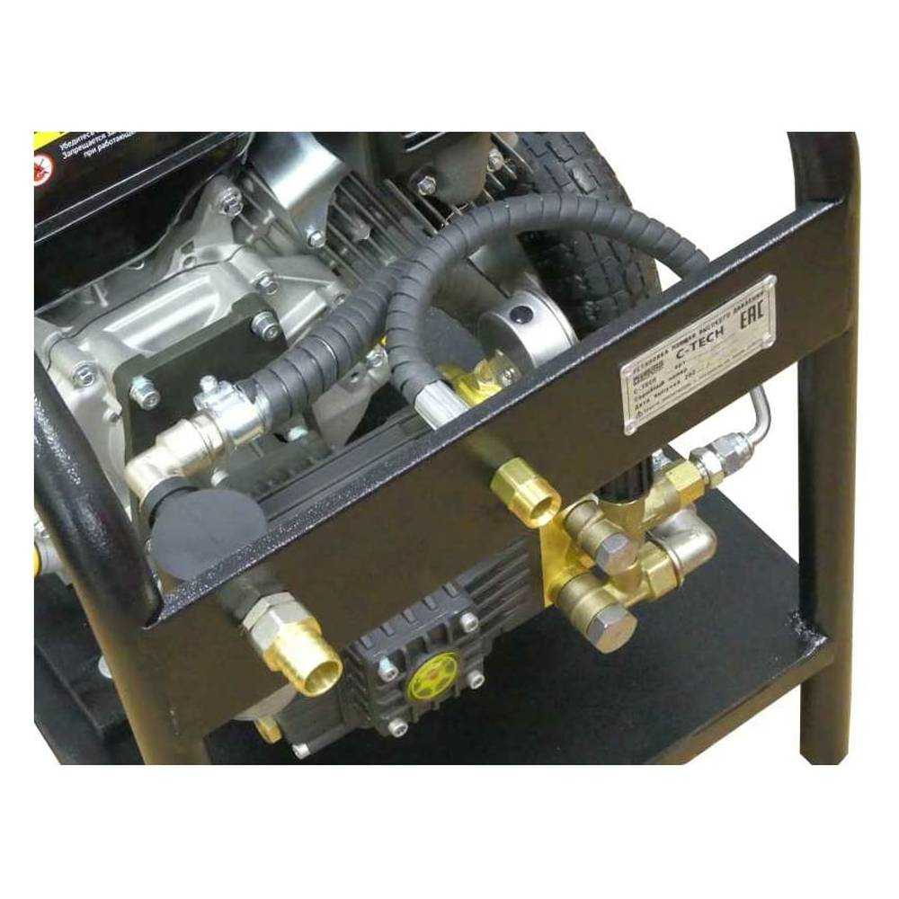 Аппарат для прочистки труб C-TECH CM2515F бензиновый (250 бар, до 900 л/ч, 13 лс) шланг30м на катушке, комплект форсунок 3 шт