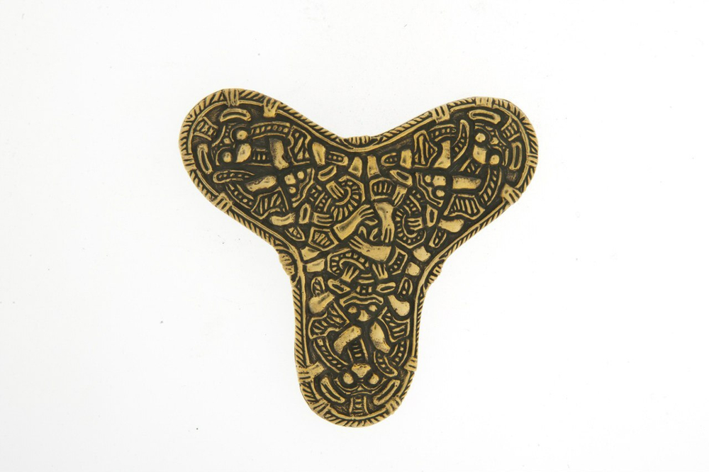 Фибула. Норвегия, 10-11 в. (трилистник)