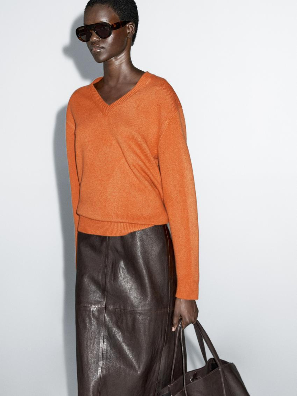 Massimo Dutti Свитер с V-образным вырезом, оранжевый