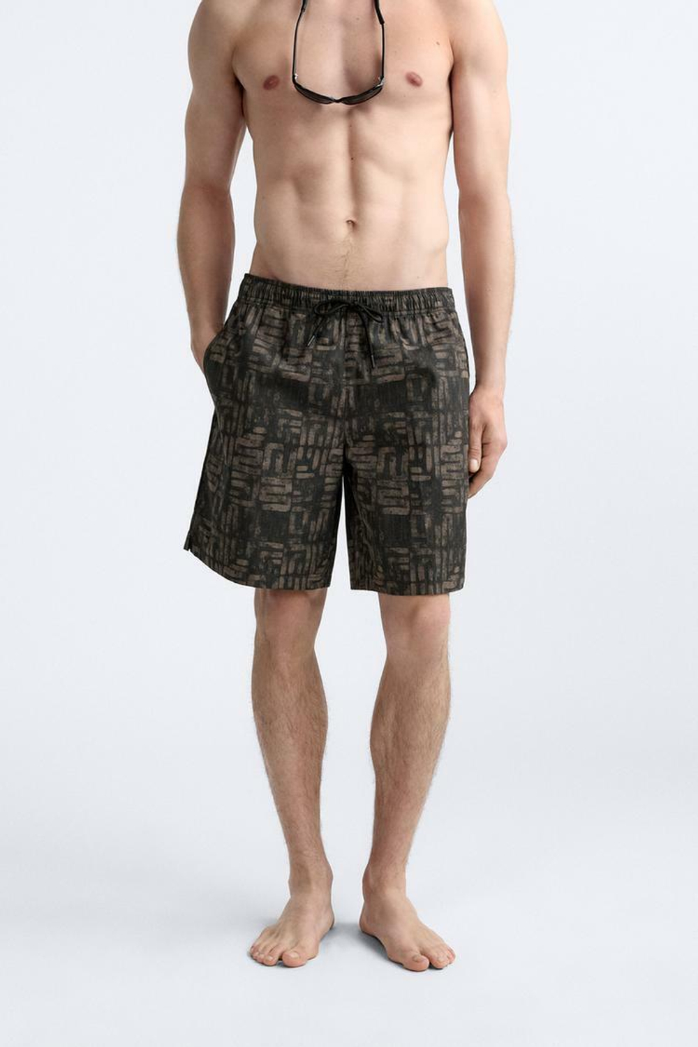 ZARA ДЛИННЫЕ ПЛАВКИ С ГЕОМЕТРИЧЕСКИМ ПРИНТОМ, СЕРОВАТО-КОРИЧНЕВЫЙ