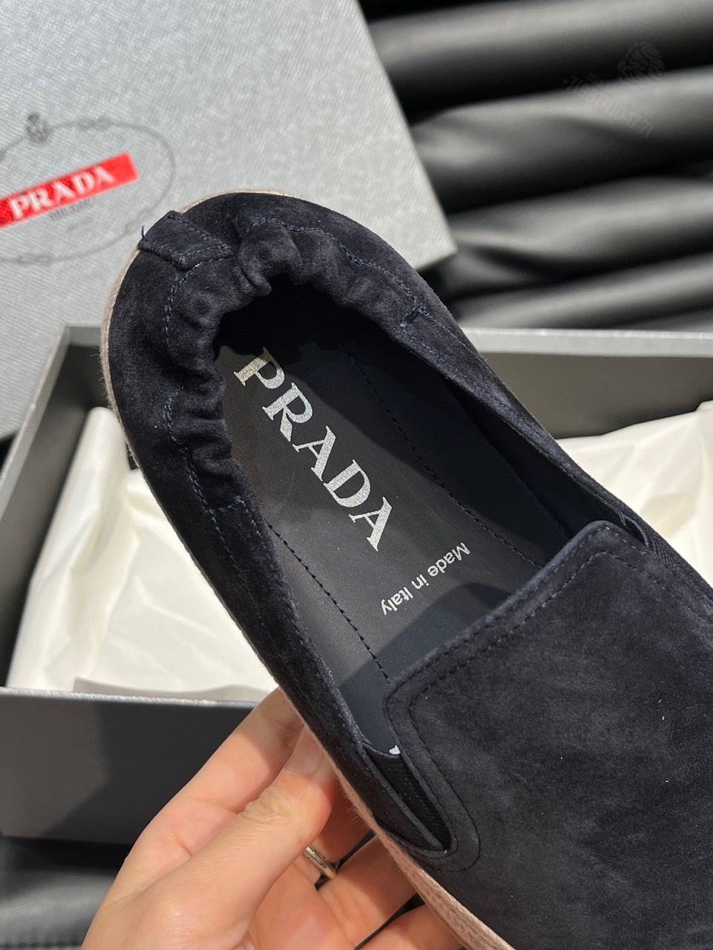 Слипоны Prada