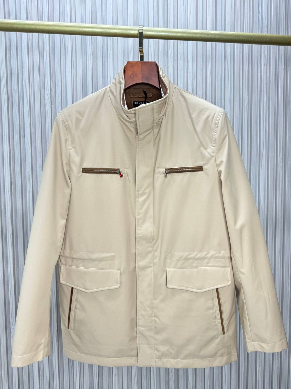 Ветровка Kiton