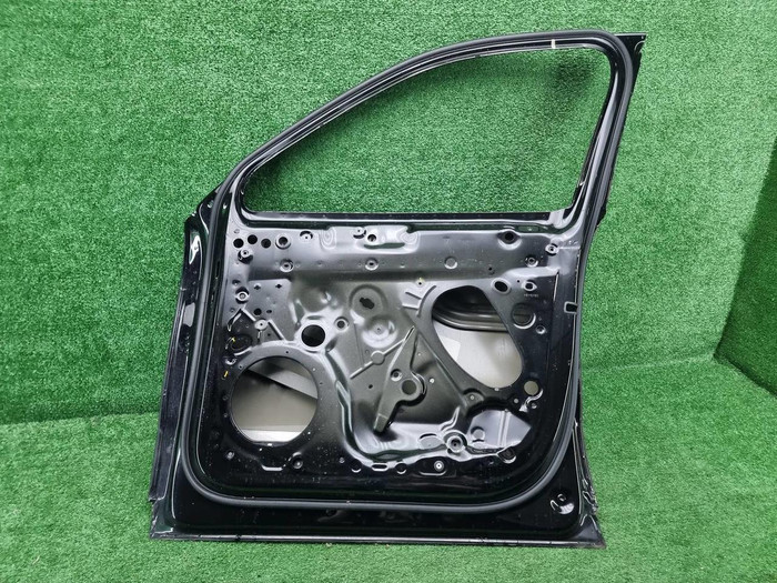 Дверь передняя правая Porsche Cayenne 3 (17-нв)