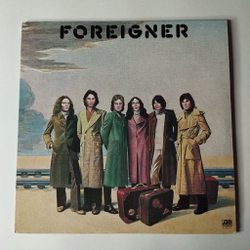 Винтажная виниловая пластинка LP Foreigner (Japan 1977) (No Obi) At War With The World