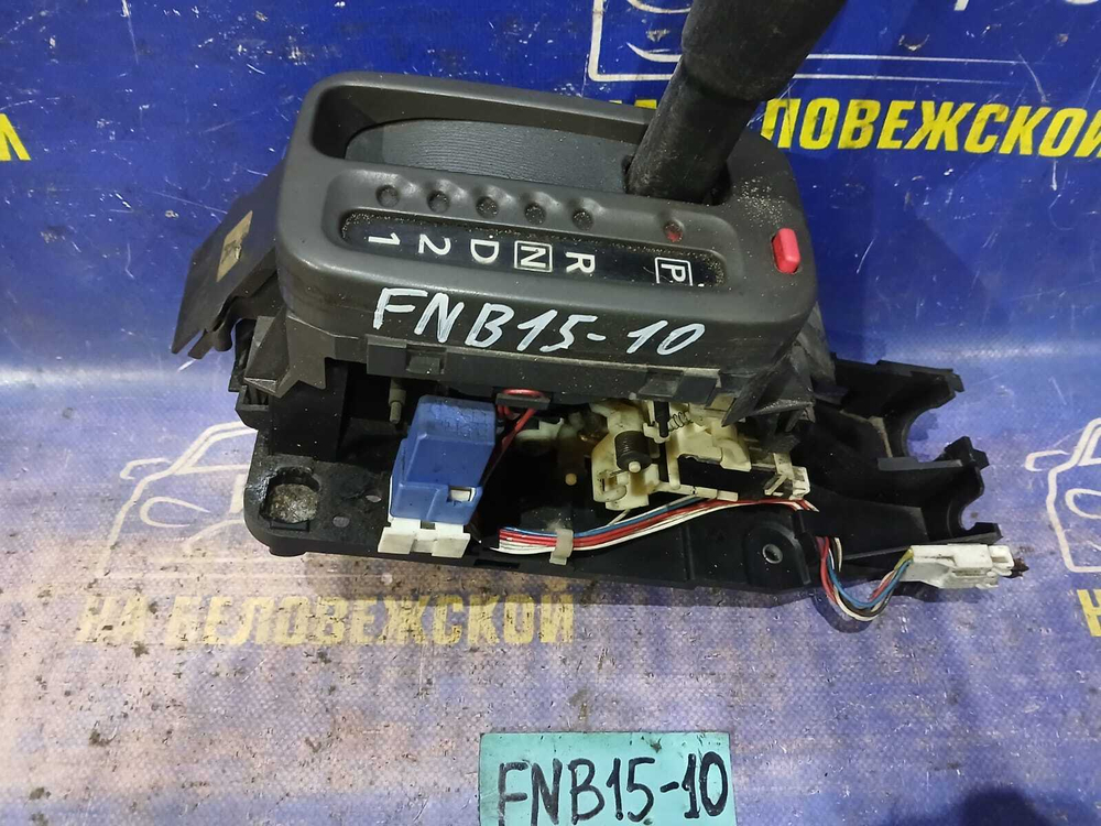 Селектор АКПП NISSAN SUNNY 2000