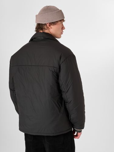 Черный пуховик-рубашка на кнопках