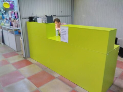 Стойка в приёмной зоне.