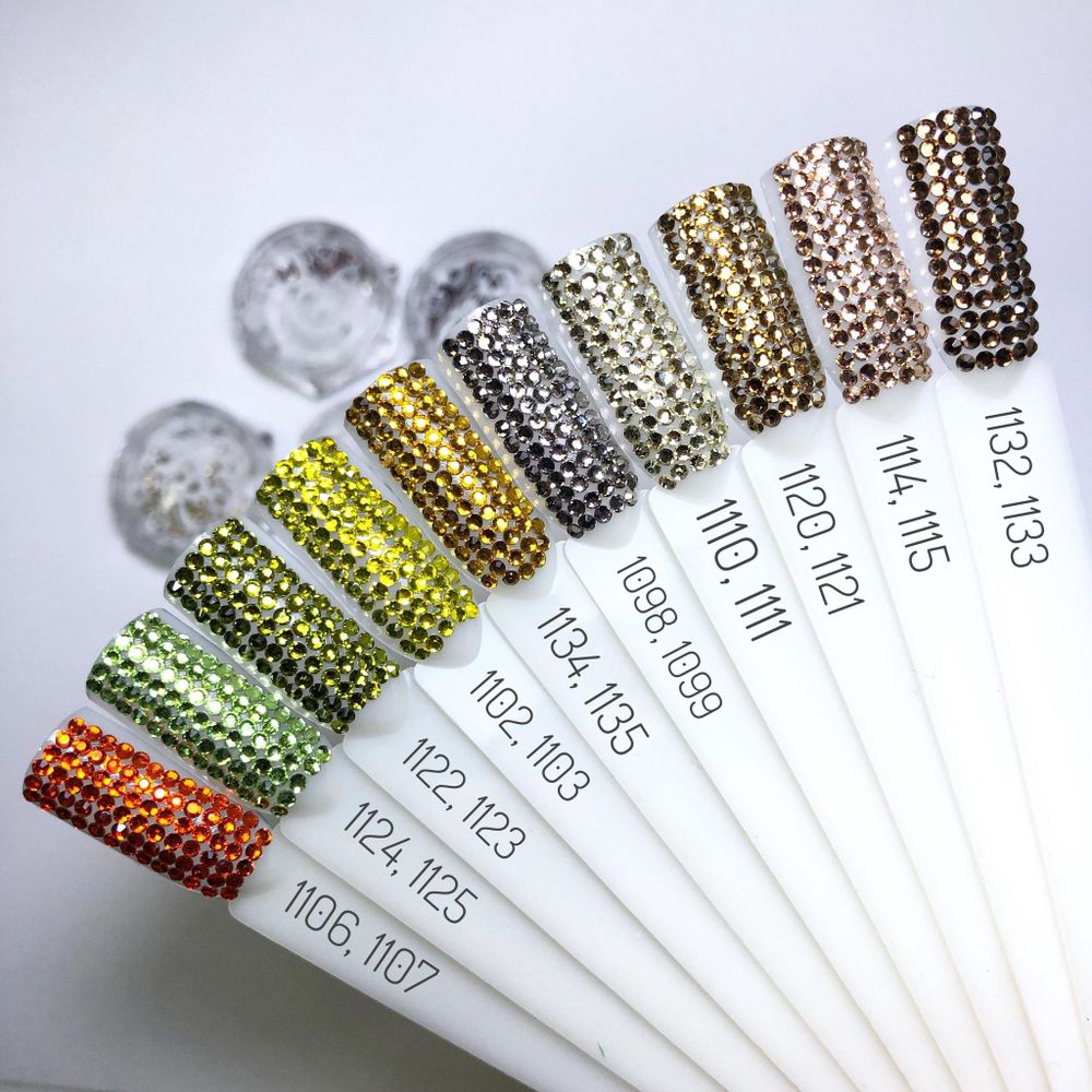 1135 Стразы стеклянные Gold Yellow SS4 (1,5 мм) 100 шт