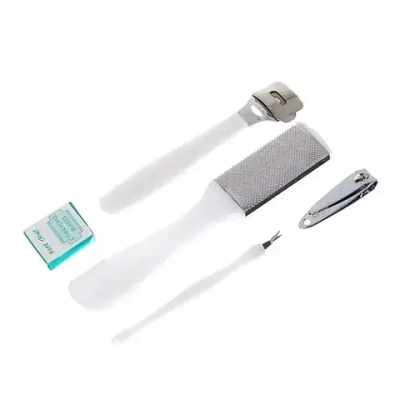 Педикюрный набор на блистере, 5 предметов «Ultramarine» (скребок для пяток, терка металлическая для ног, триммер, кусачки и лезвия)✦