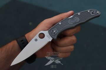 Складной нож Spyderco Endura Flat Ground Grey C10FPGY c клинком из стали VG-10, рукоять FRN