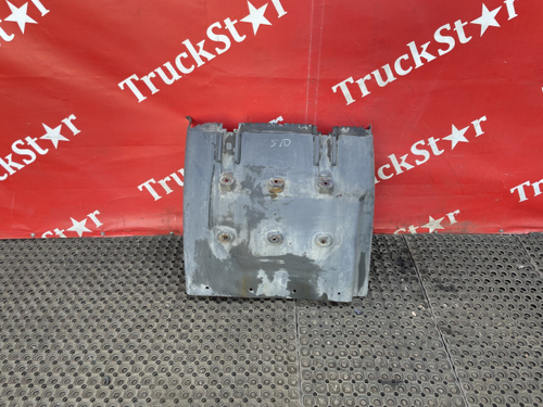 Крыло заднее левое задняя часть