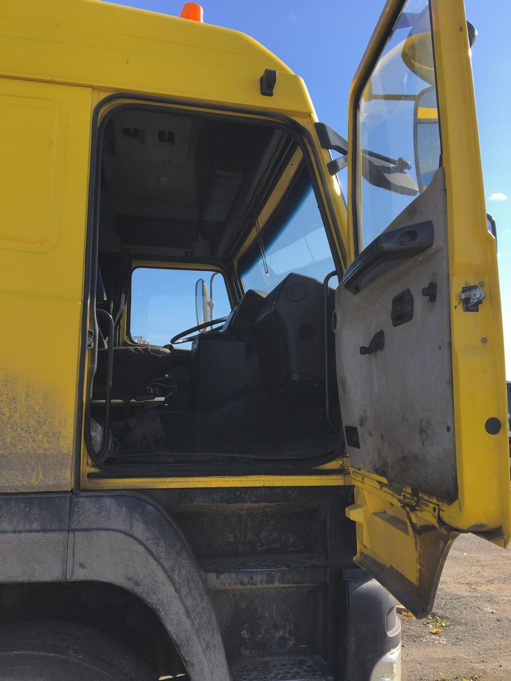 МАЗ 6430 6x4 Седельный тягач 6430С9-520-010 (Дизельный, 11,1 л, 420 л.с., МТ)