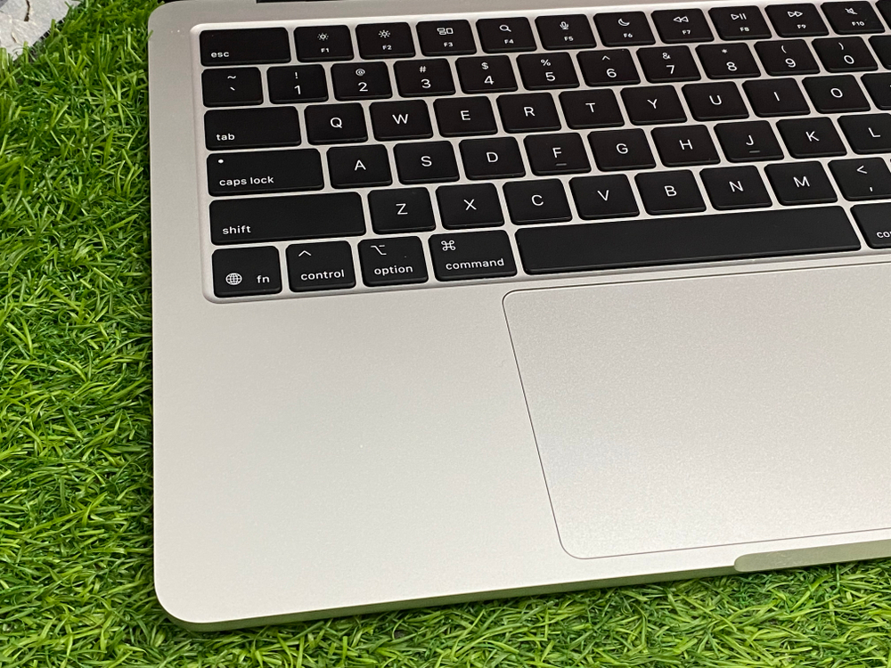 MacBook Air 13 M4 16/256GB 2025 MW0W3HN/A