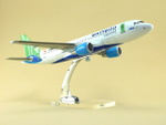 Модель самолета Airbus A320 (М1:100, Bamboo Airways)